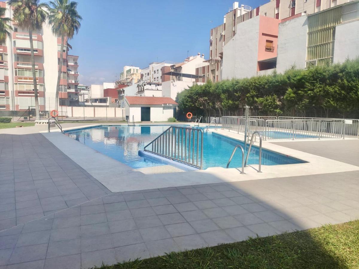 Precioso Estudio Con Piscina, Junto A La Playa Torre Del Mar Exteriör bild